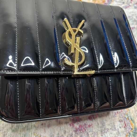 YSL Saint Laurent Vicky Quilted Patent Bag - Picture 2 of 16